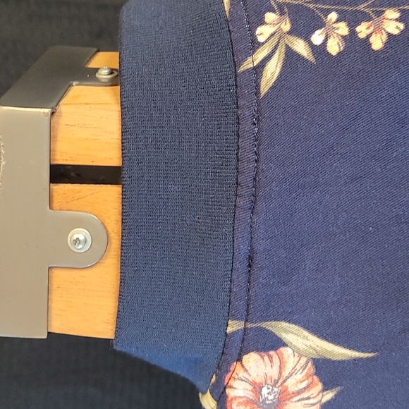 Torrid Floral Bombard Jacket Sz 1       *MUST GO!!!* - Picture 7 of 9